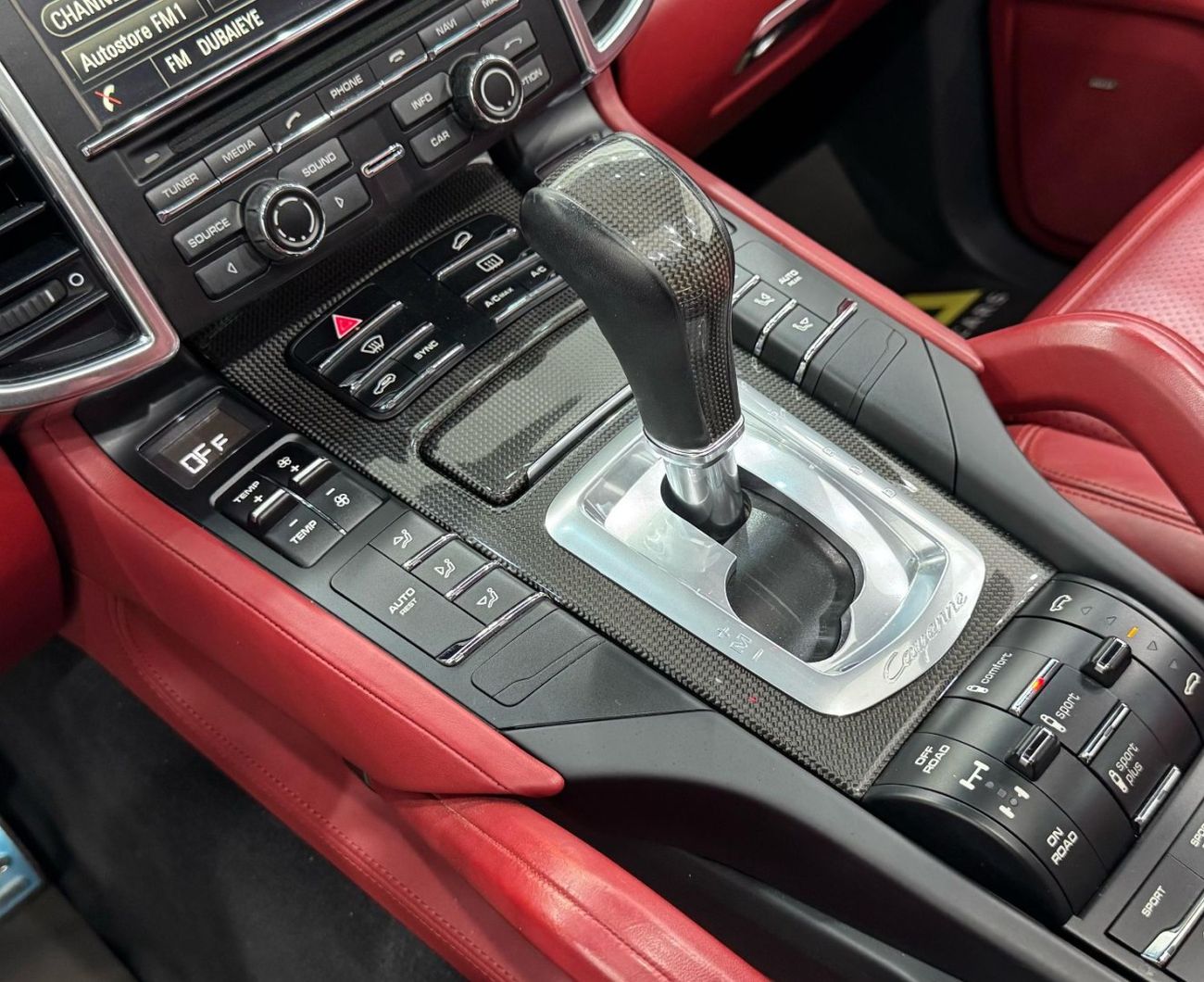 Porsche Cayenne GTS 3.6L 2016 Porsche Cayenne GTS, 2025 Porsche Warranty, Carbon Fiber Package, GCC