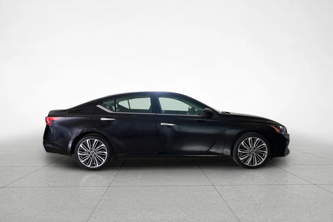 Nissan Altima SL 2.5L SL 2.0