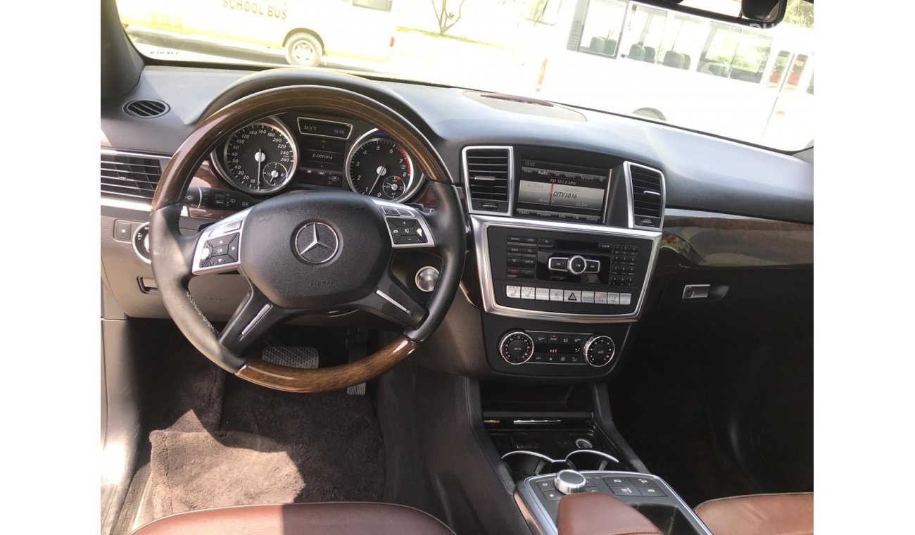 Mercedes-Benz ML 500
