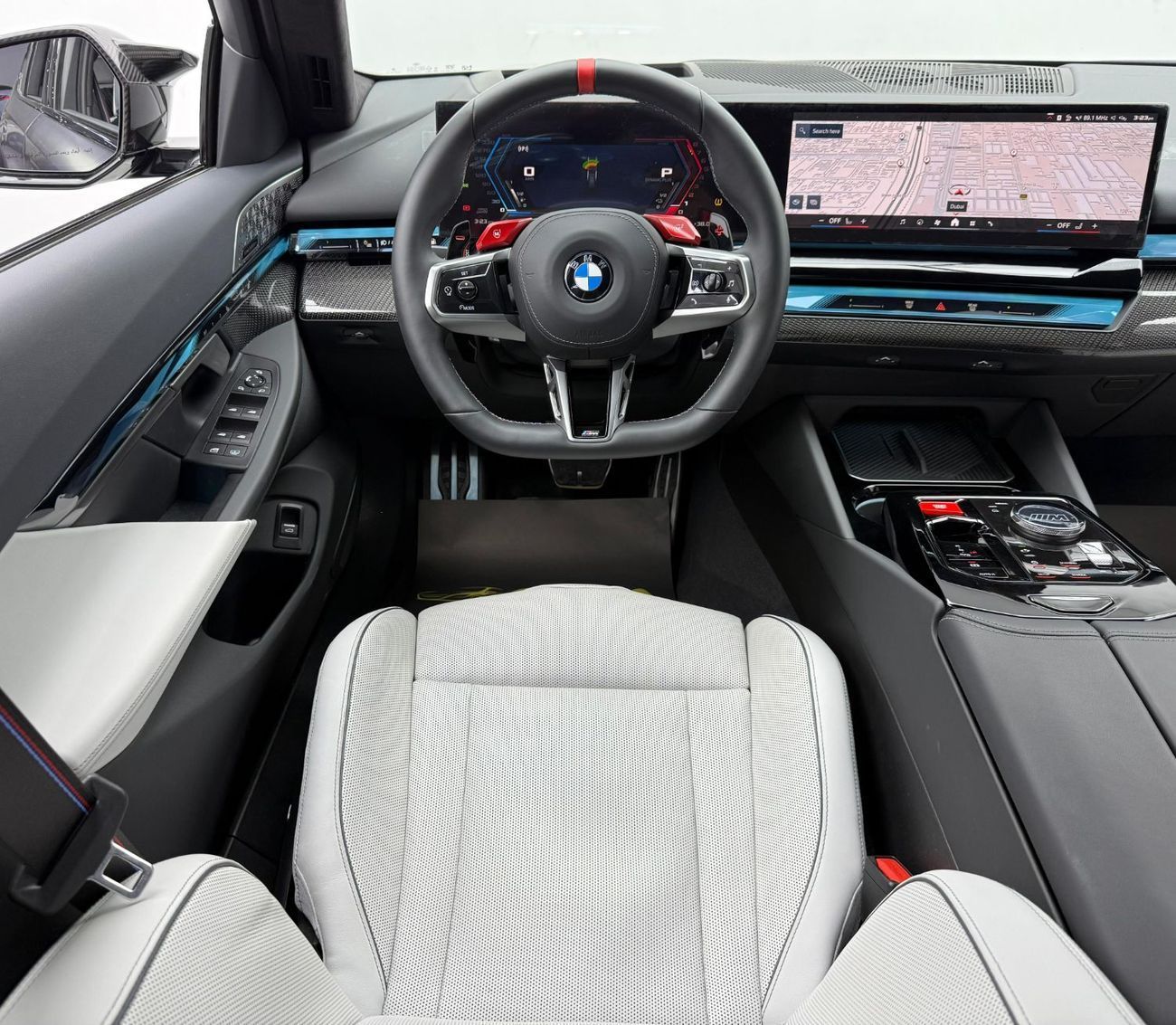 BMW M5  2025 BMW M5 Competition, 2030 BMW Warranty + Service Pack, Low Km, Excellent Condition, GCC