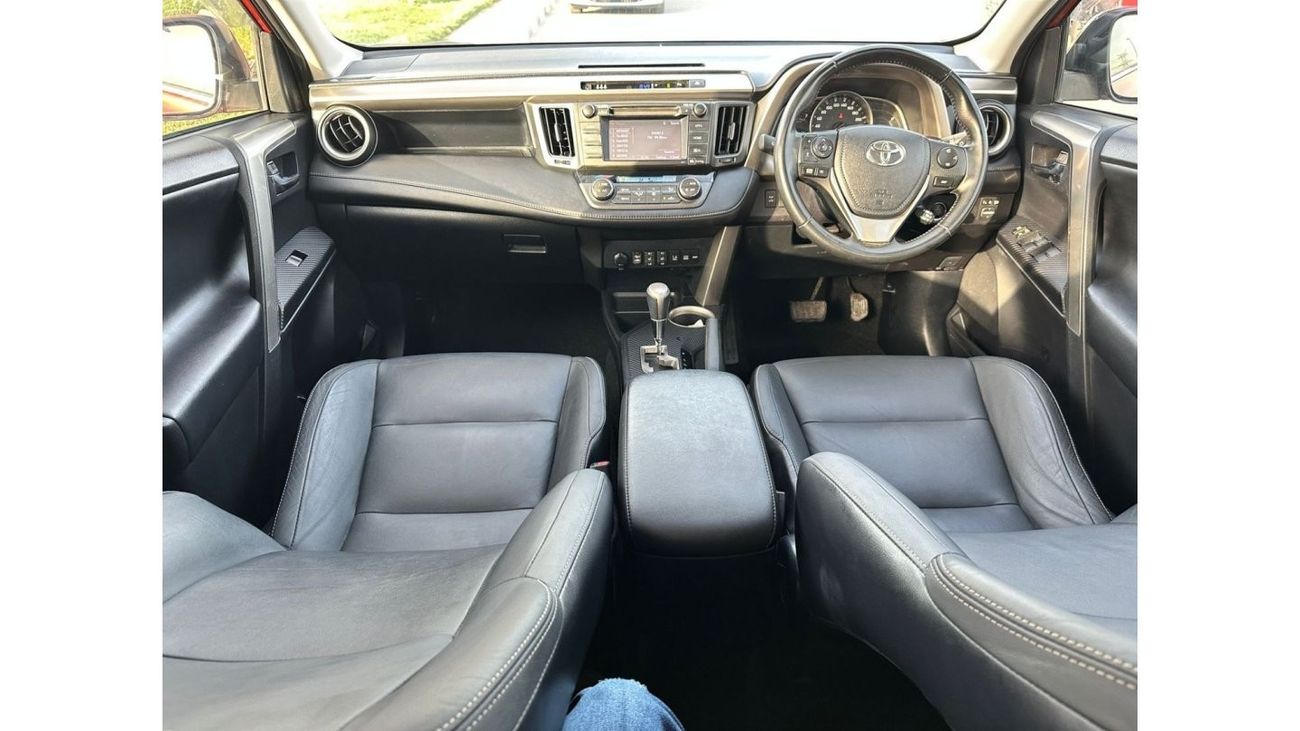 Toyota RAV4 EXCELLENT CONDITION | SUNROOF | 2.2L DIESEL | RHD | 2015 | ELECTRIC SEAT | REAR VIEW CAMERA