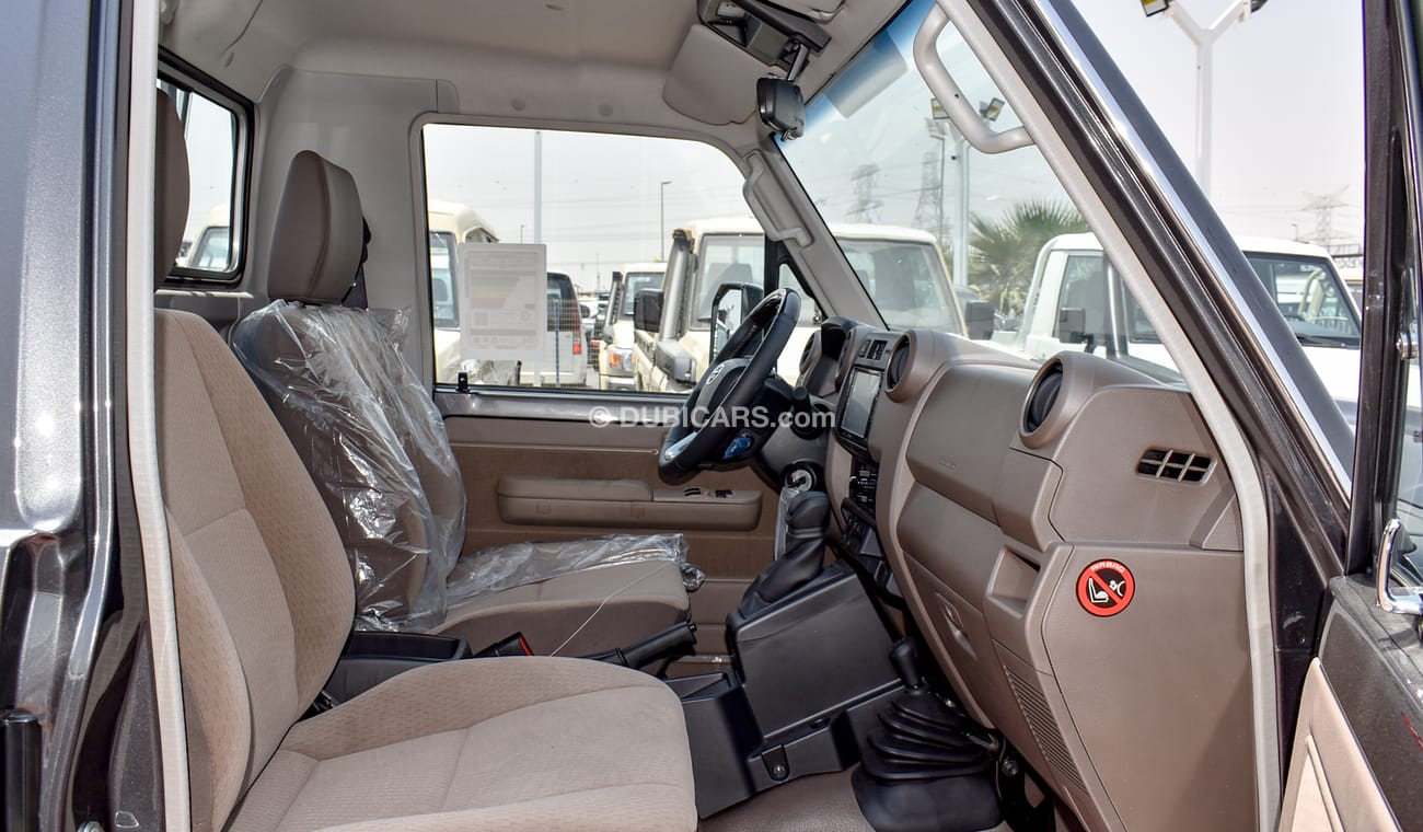 Toyota Land Cruiser Pick Up SC LX 4.0L V6 YM 2024