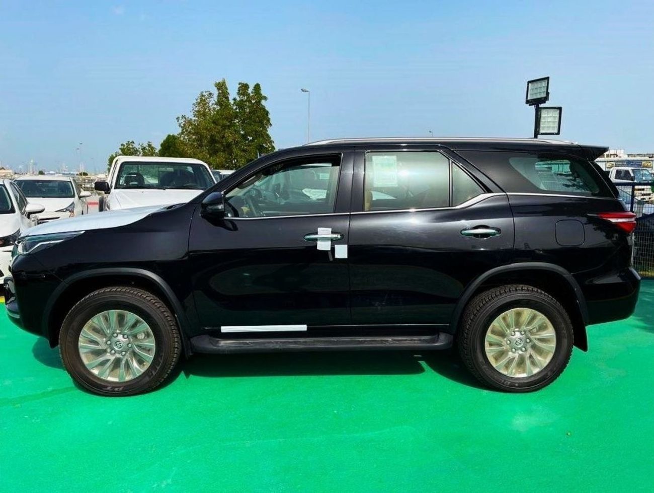 Toyota Fortuner EXR 2.7L (160 HP)