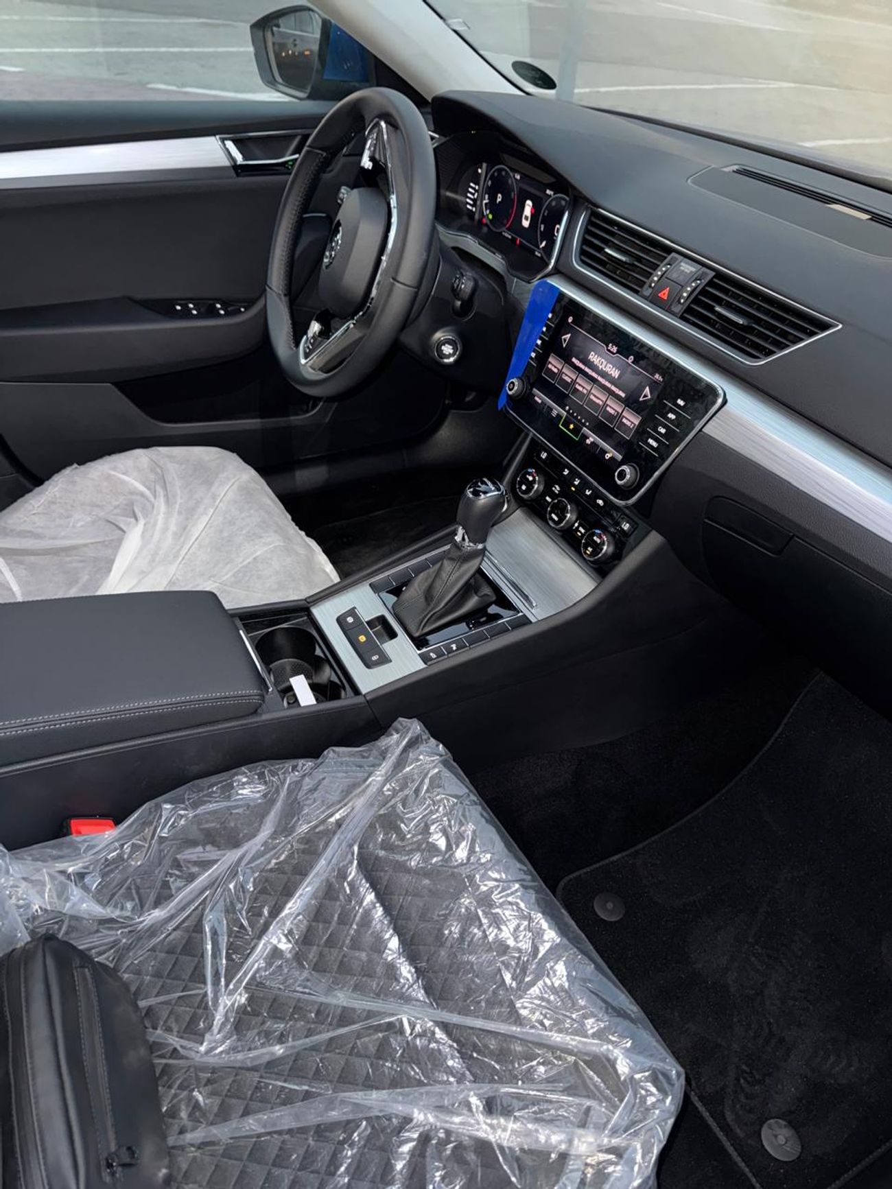 Skoda Superb Ambition 1.4L Skoda Superb 2024 Ambition – NEW | GCC Specs 0 KM | Under Warranty 1623 Monthly