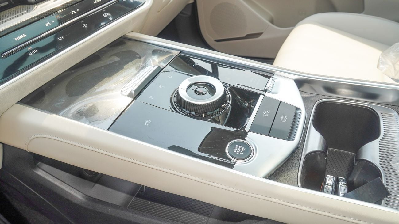 Kia Sportage Brand New Kia Sportage 2025 Export 1.5L 2WD Petrol|Grey/Beige|N-KIA-SPO-2WD-25|