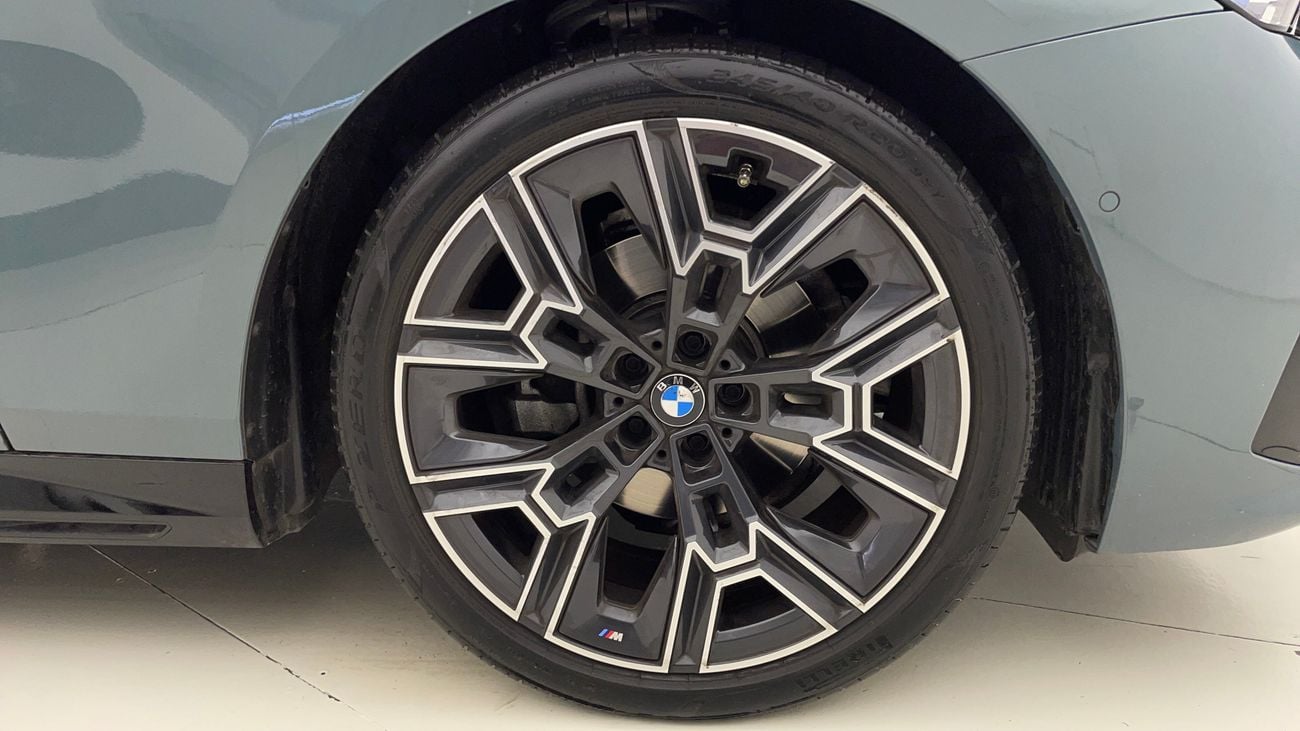 BMW 520i M SPORT 2 | Zero Down Payment | Home Test Drive