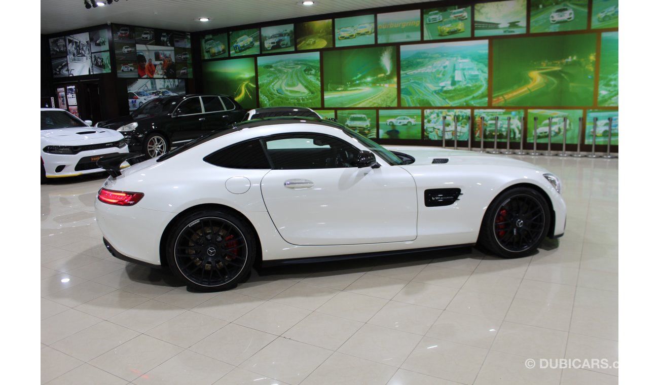 مرسيدس بنز AMG GT S