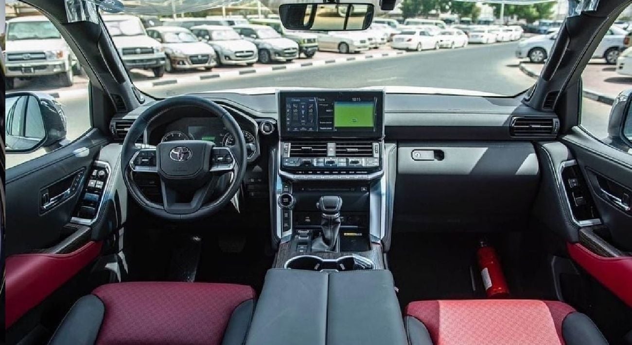 Toyota Land Cruiser 2024 VXR 3.5L PETROL TWIN TURBO FULL OPTION
