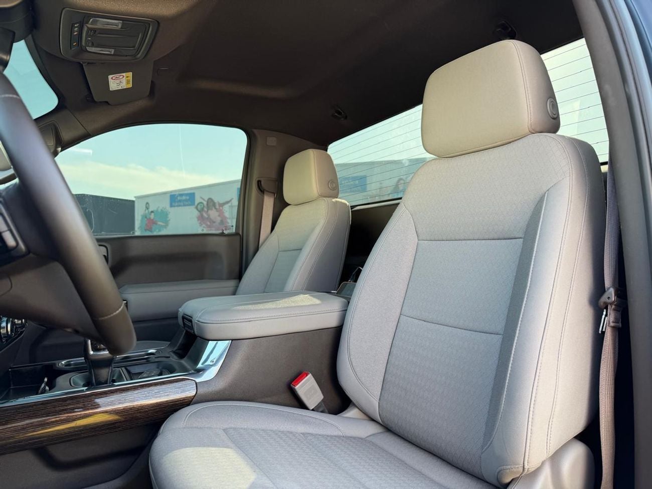 GMC Sierra 5.3L V8 AT4 Regular Cab (AWD) GMC SIERRA ELEVATION 2024 GCC // FULL OPTIONS // PERFECT CONDITION