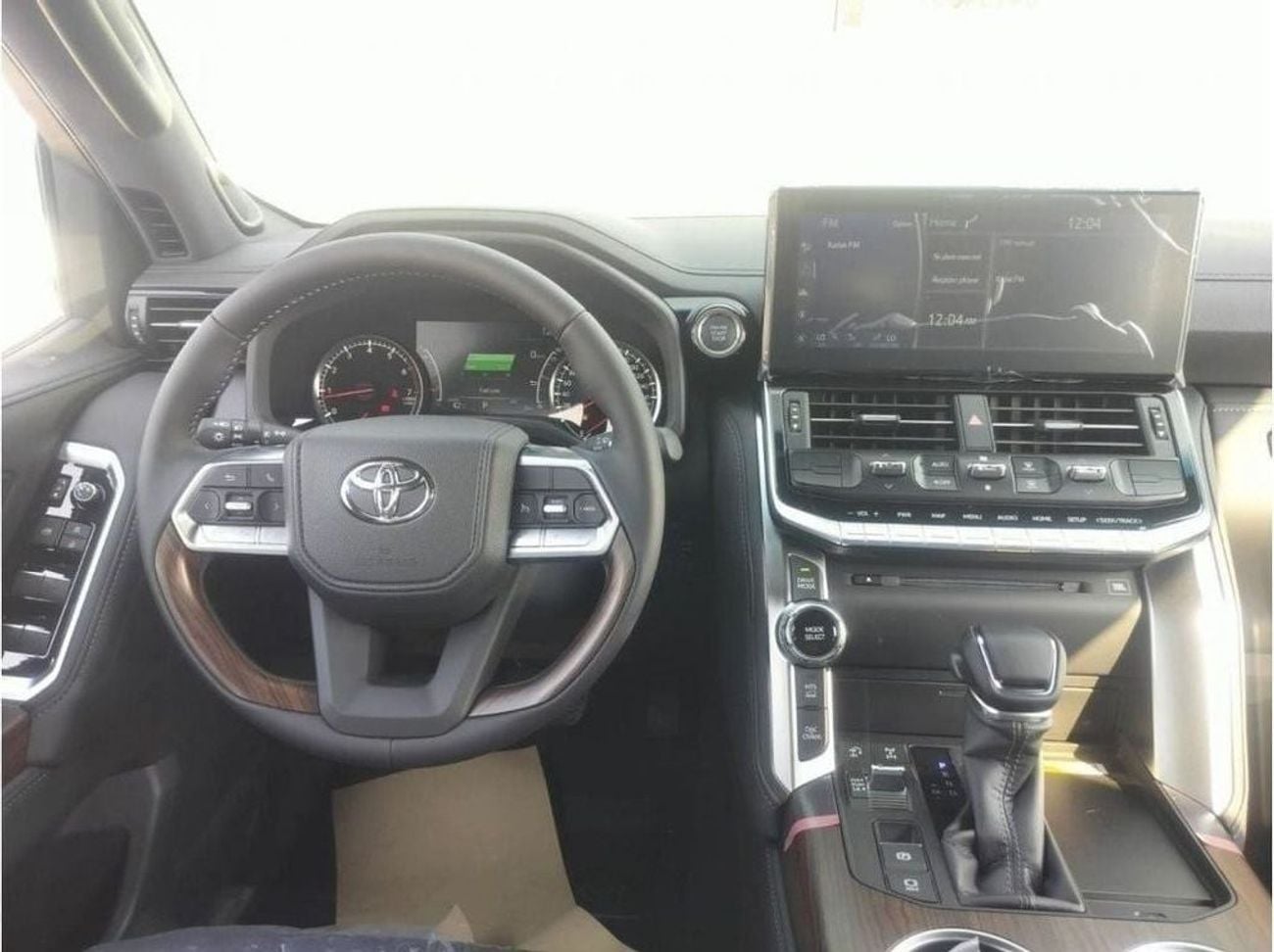 Toyota Land Cruiser VXR Toyota Land Cruiser VX+ Petrol 3.5L Automatic | 0KM | 03 Years Warranty