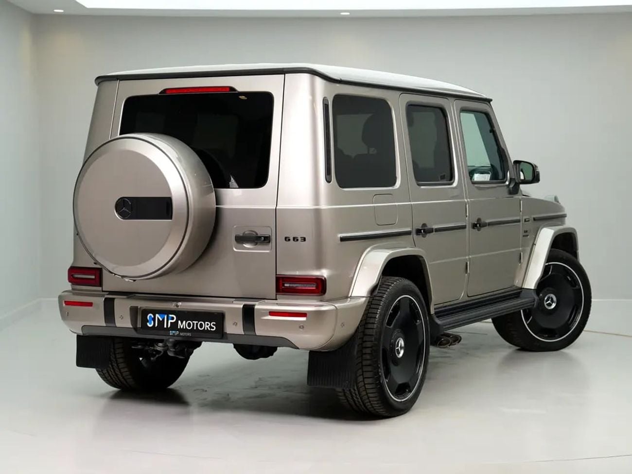 Mercedes Benz G63 AMG STD Brand-New G63 AMG| A22 AMG RIDE CONTROL | WARRANTY | European Specs | Double Night Package