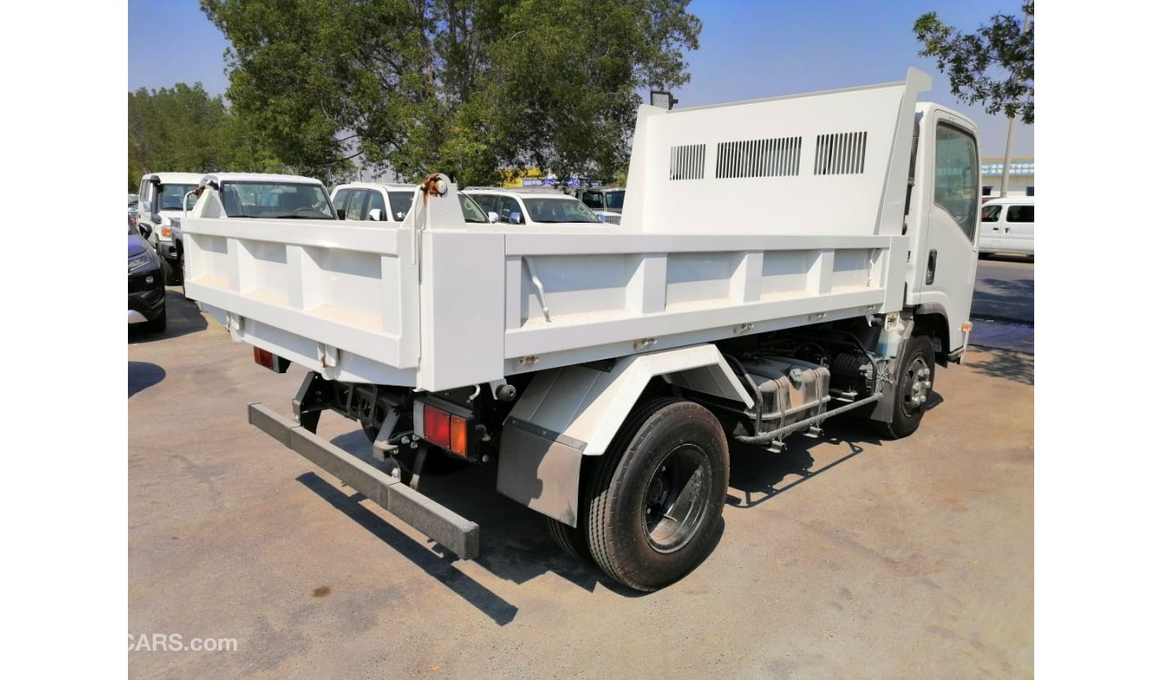 Isuzu NPR tipper  4 ton