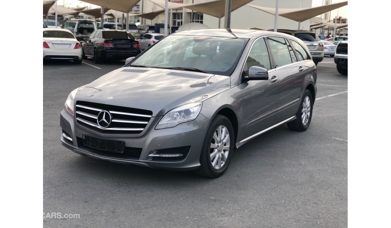 Mercedes-Benz R 300 Mercedes benz R300 model 2013 GCC car prefect condition full option low mileage