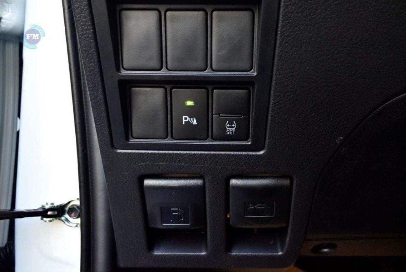 Toyota Fortuner GX2 2.7L Petrol 4WD 7 Seater Automatic