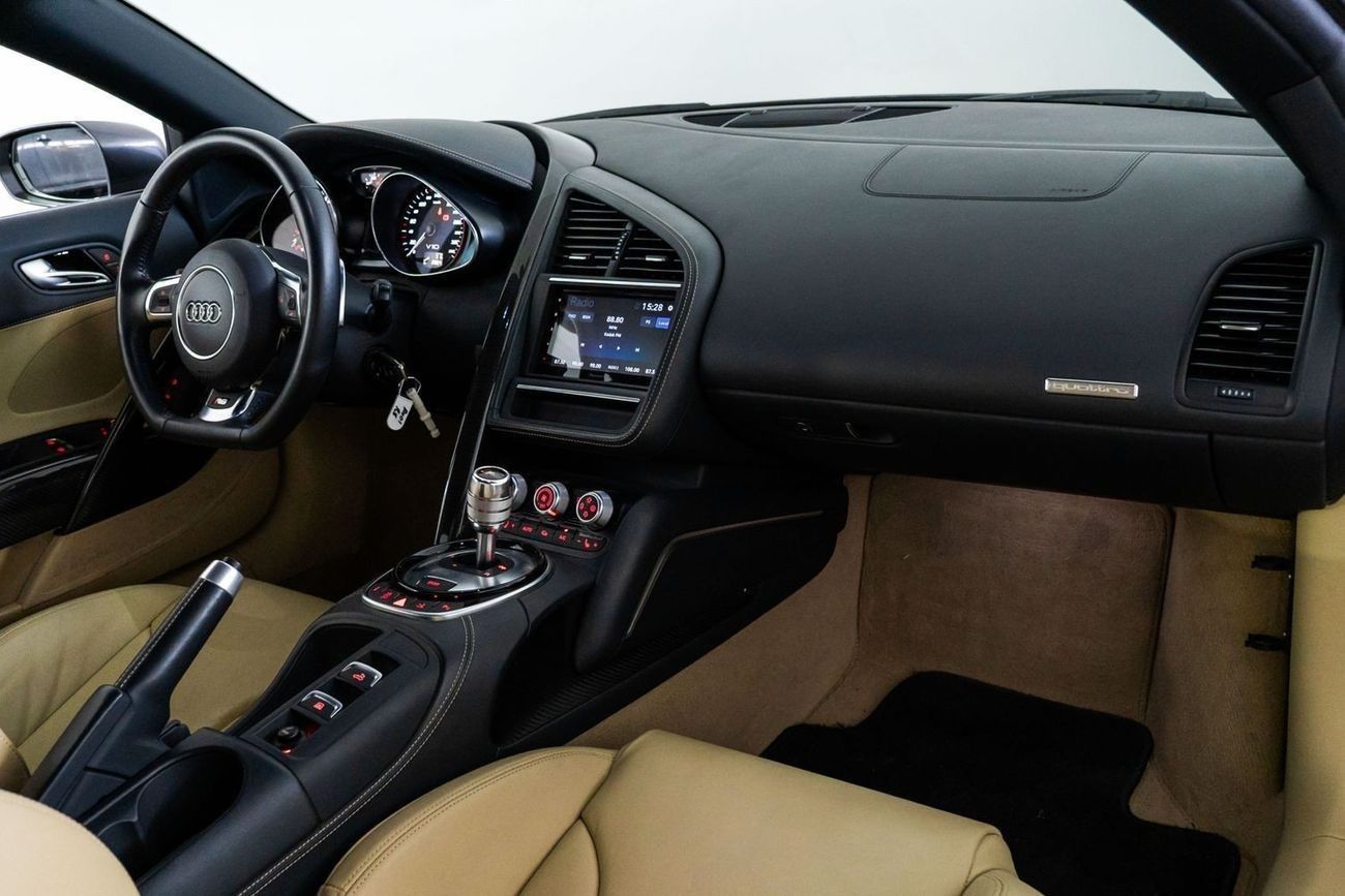 Audi R8 Spyder V10 Plus 5.2L