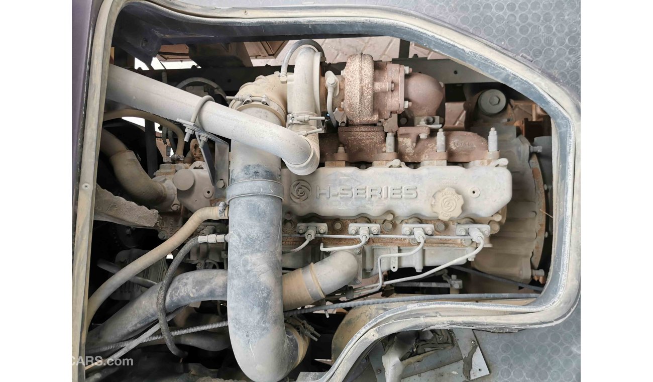اشوك ليلاند فالكون 6CY Turbo Diesel Engine, 22" Tyre, Roof A/C Ventilators, Automatic Passenger Door, (LOT # 4383)