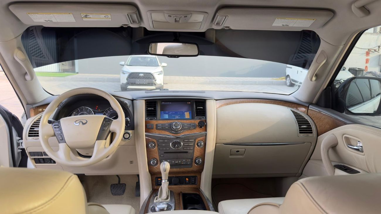 Infiniti QX56 Luxury 5.6L