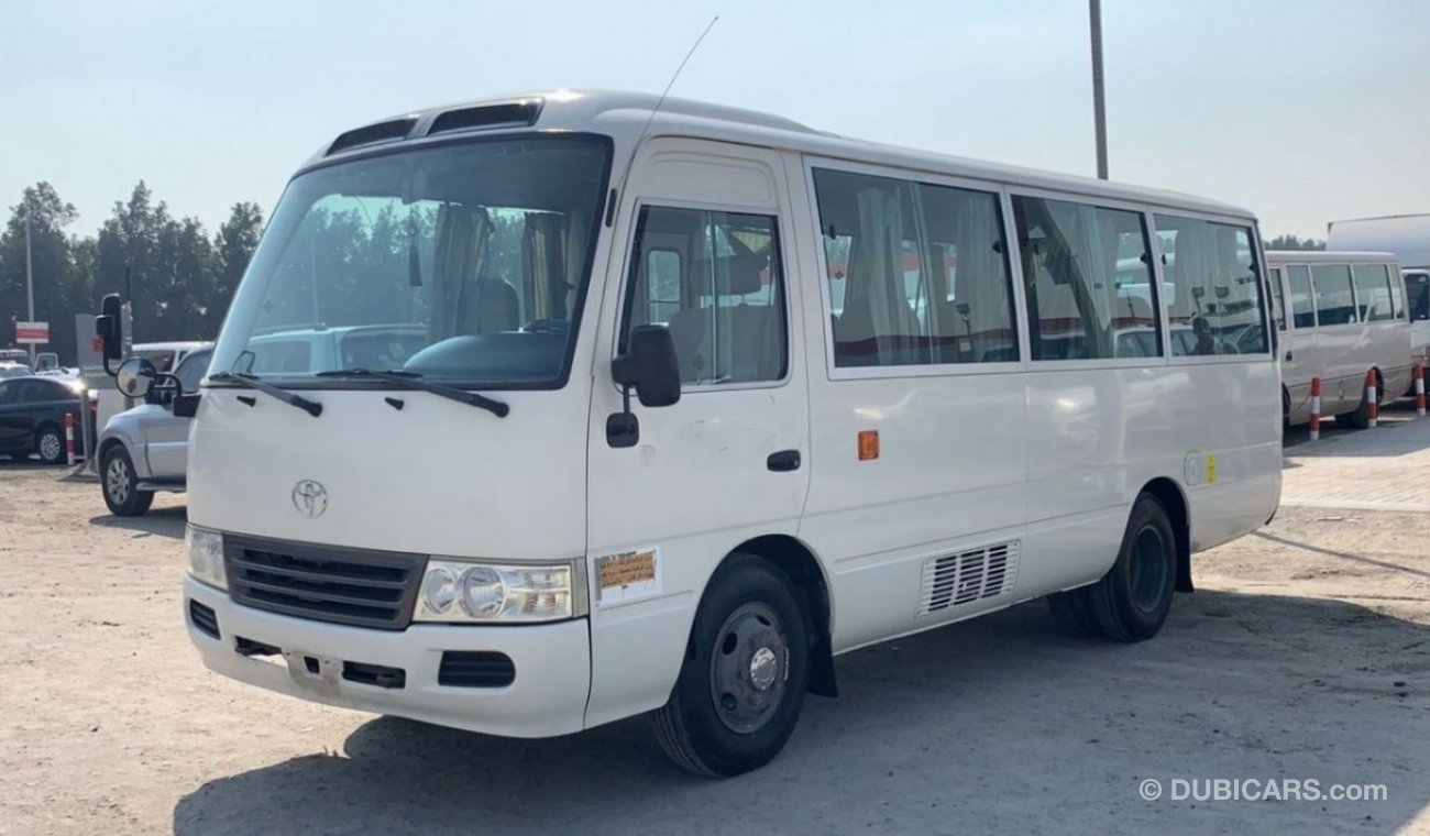 Toyota Coaster Toyota Coaster 2014 26 Seats Ref#40-22