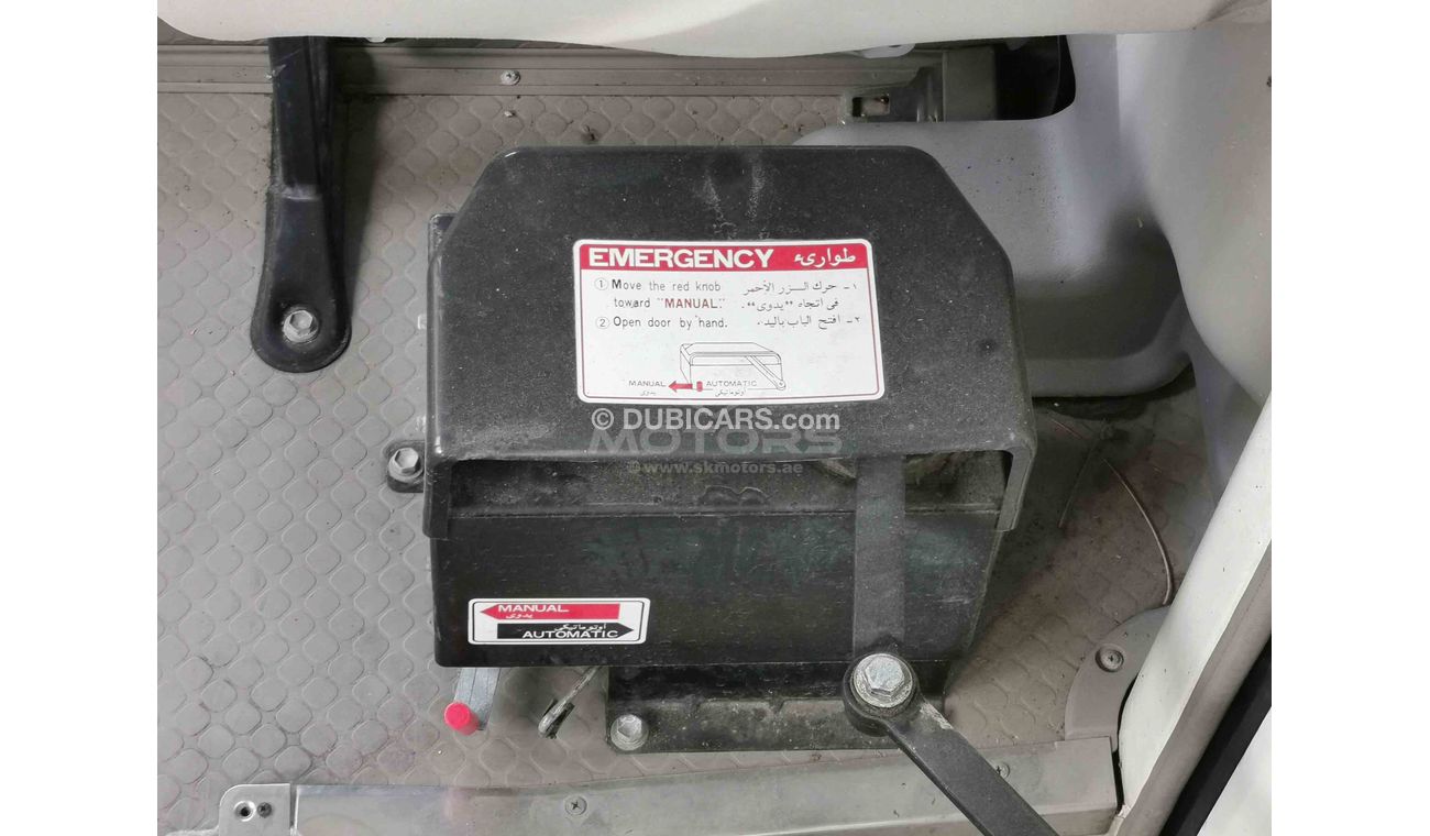 Toyota Coaster 2.7L Petrol, 30 seats, clean interior and exterior (CODE # TC02)