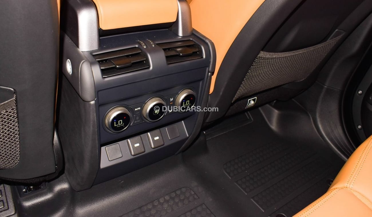 Land Rover Defender V8