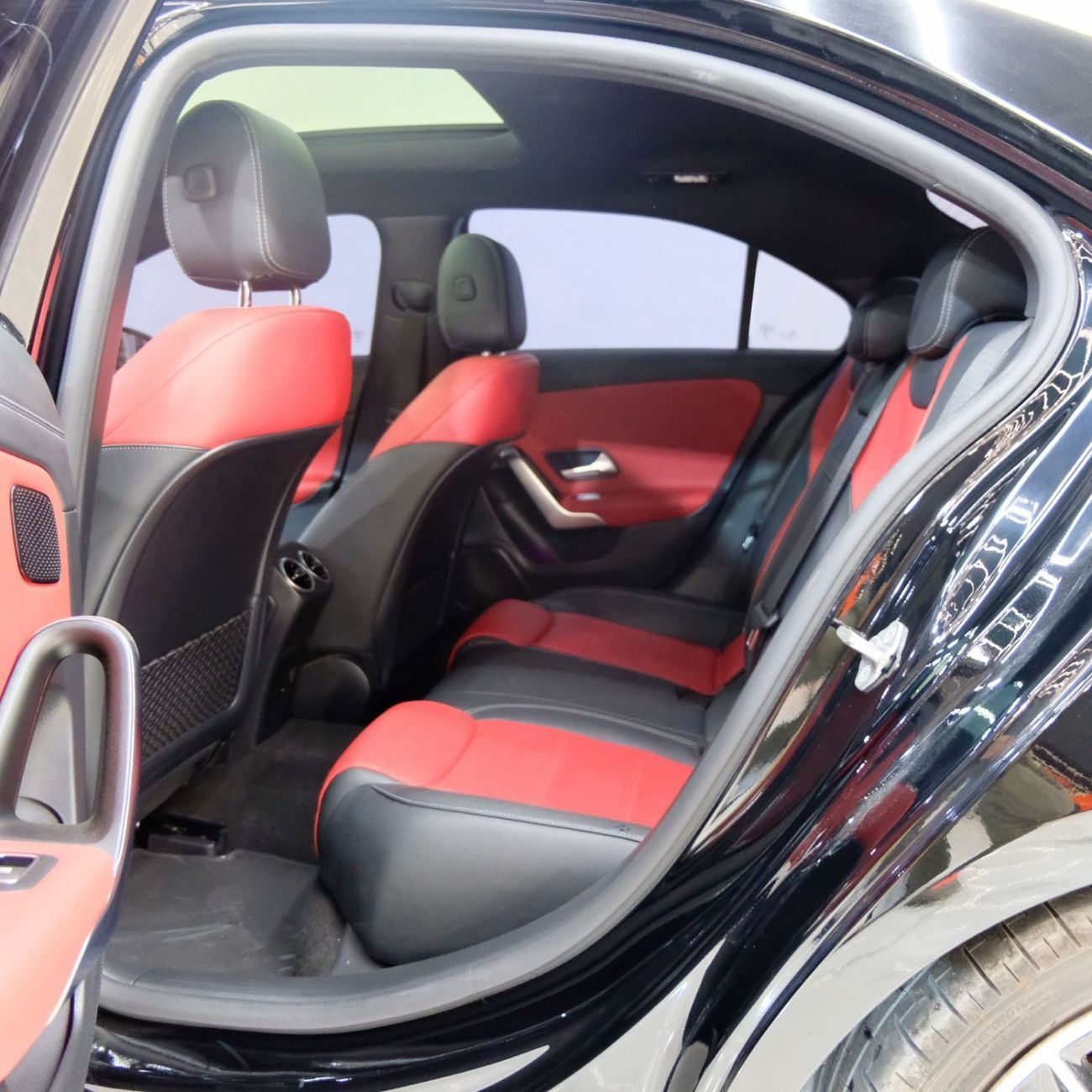 مرسيدس بنز A 35 AMG 4MATIC