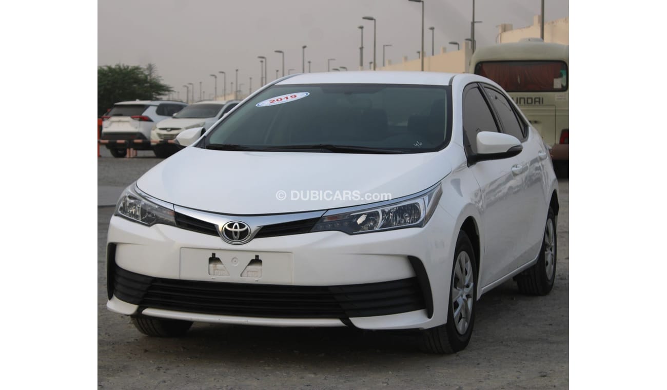 Toyota Corolla SE TOYOTA COROLLA 2019 WHITE 1.6 GCC EXCELLENT CONDITION WITHOUT ACCIDENT