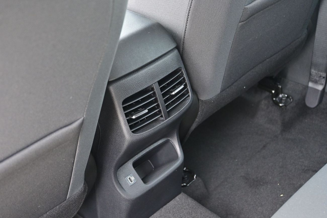 كيا سيلتوس Kia Seltos 1.5L Petrol, Color White, Model 2025