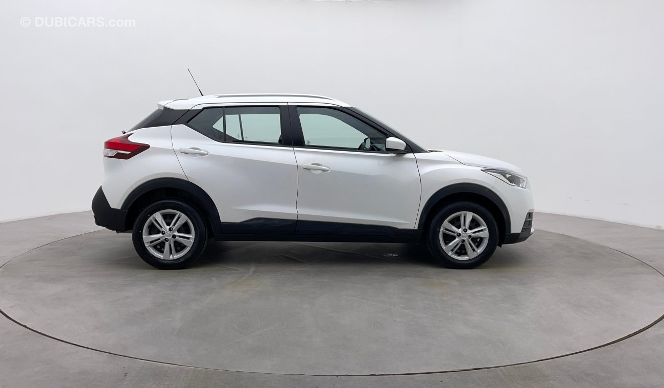 Nissan Kicks s 1600