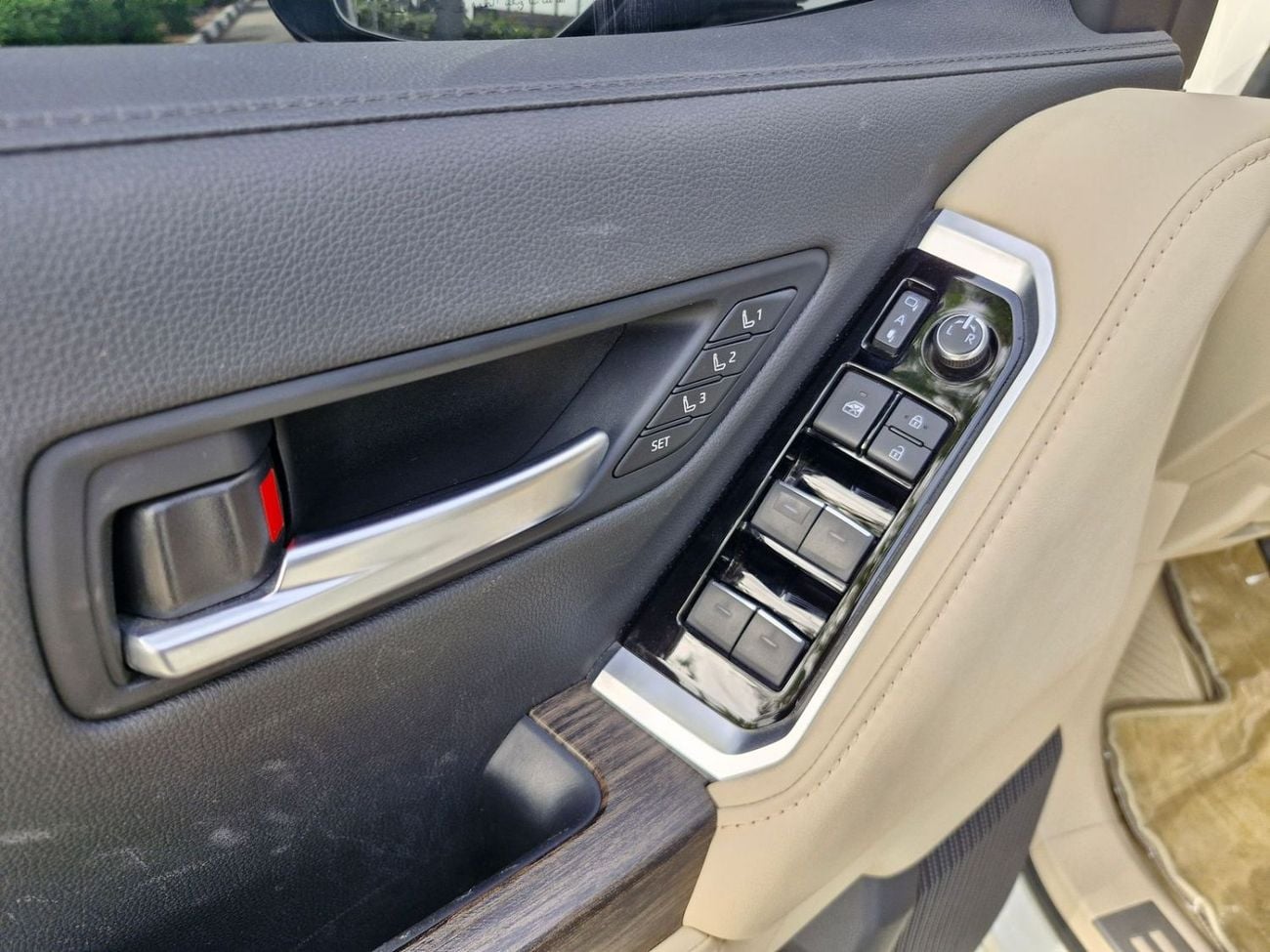 تويوتا لاند كروزر VXR 4.0L