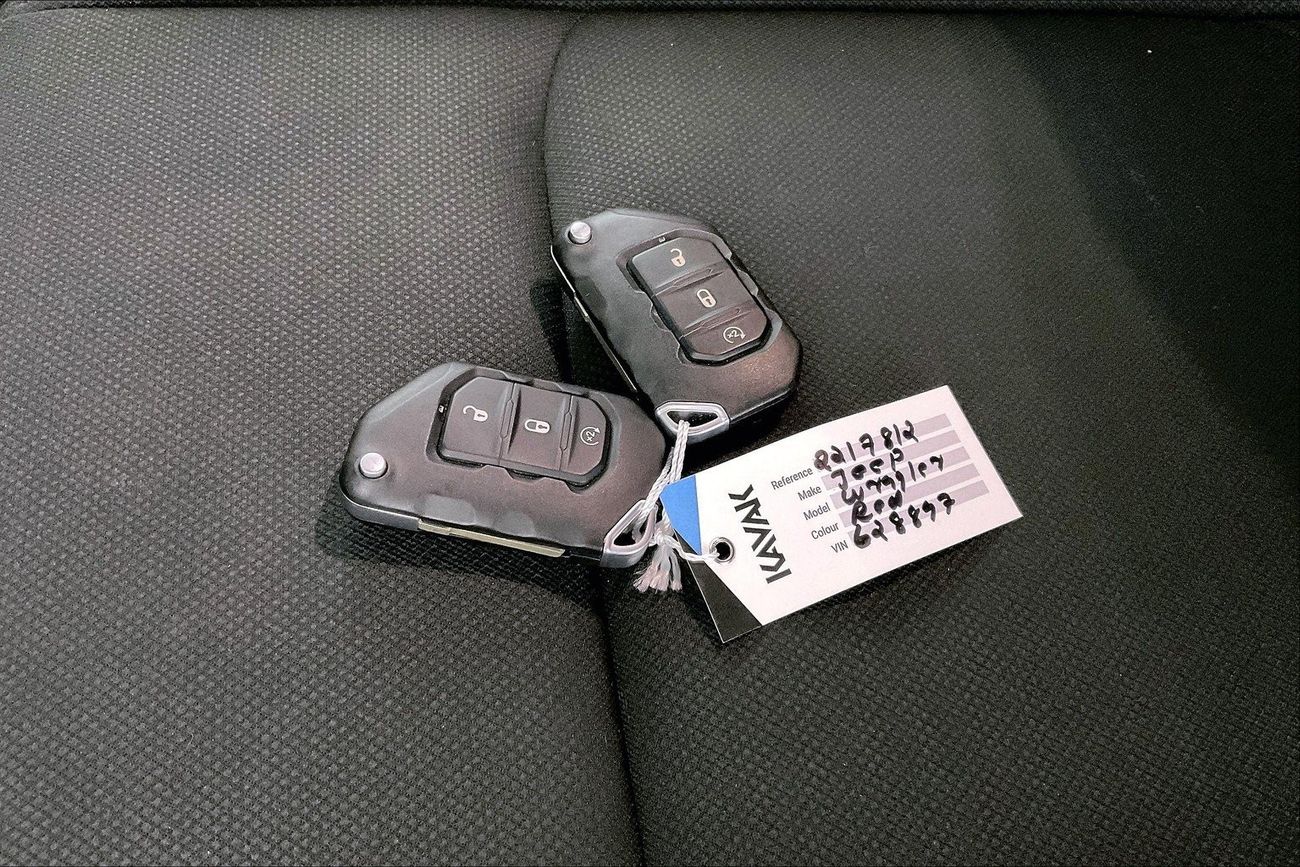 Chevrolet Captiva LS | 1 year free warranty | 0 Down Payment