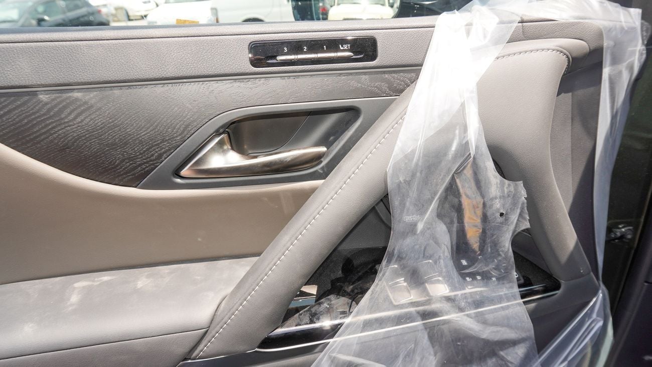 Lexus LX600 OVERTRAIL 3.5L V6