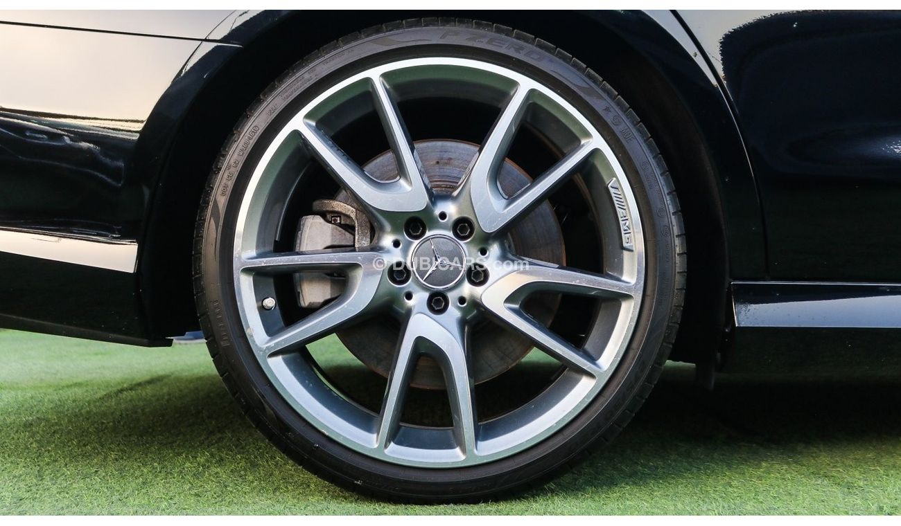 Mercedes-Benz E 43 AMG