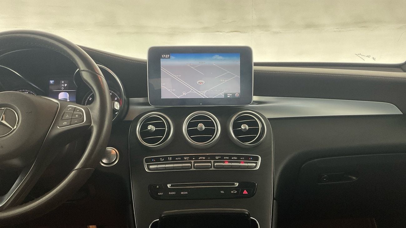 Mercedes Benz GLC250 AMG 2.0 GLC 250 4MATIC AUTO | Guaranteed Warranty | 0 Down Payment