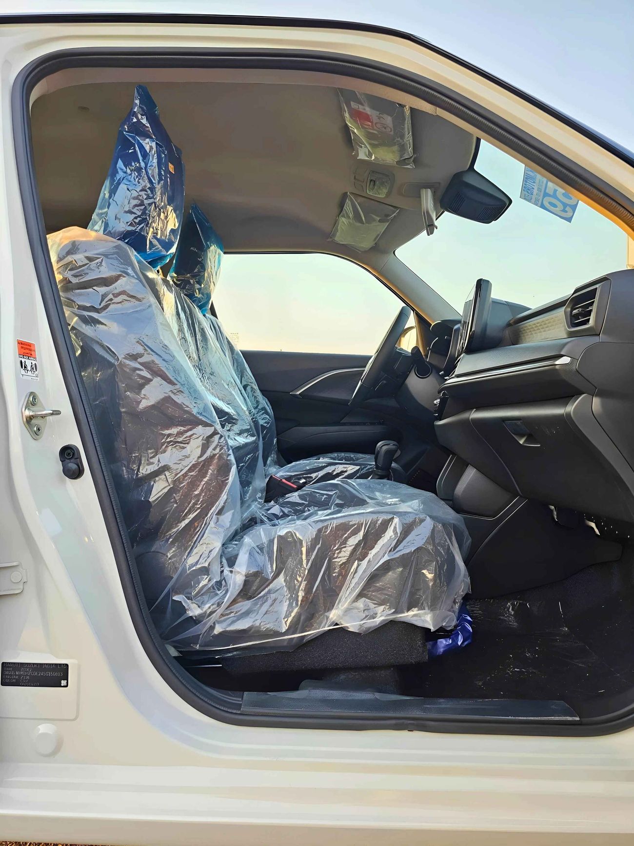 سوزوكي سويفت GLX, 1.2L V4 PETROL, RADAR, GCC SPECS, HIGH OPTION (CODE # SGLXM)