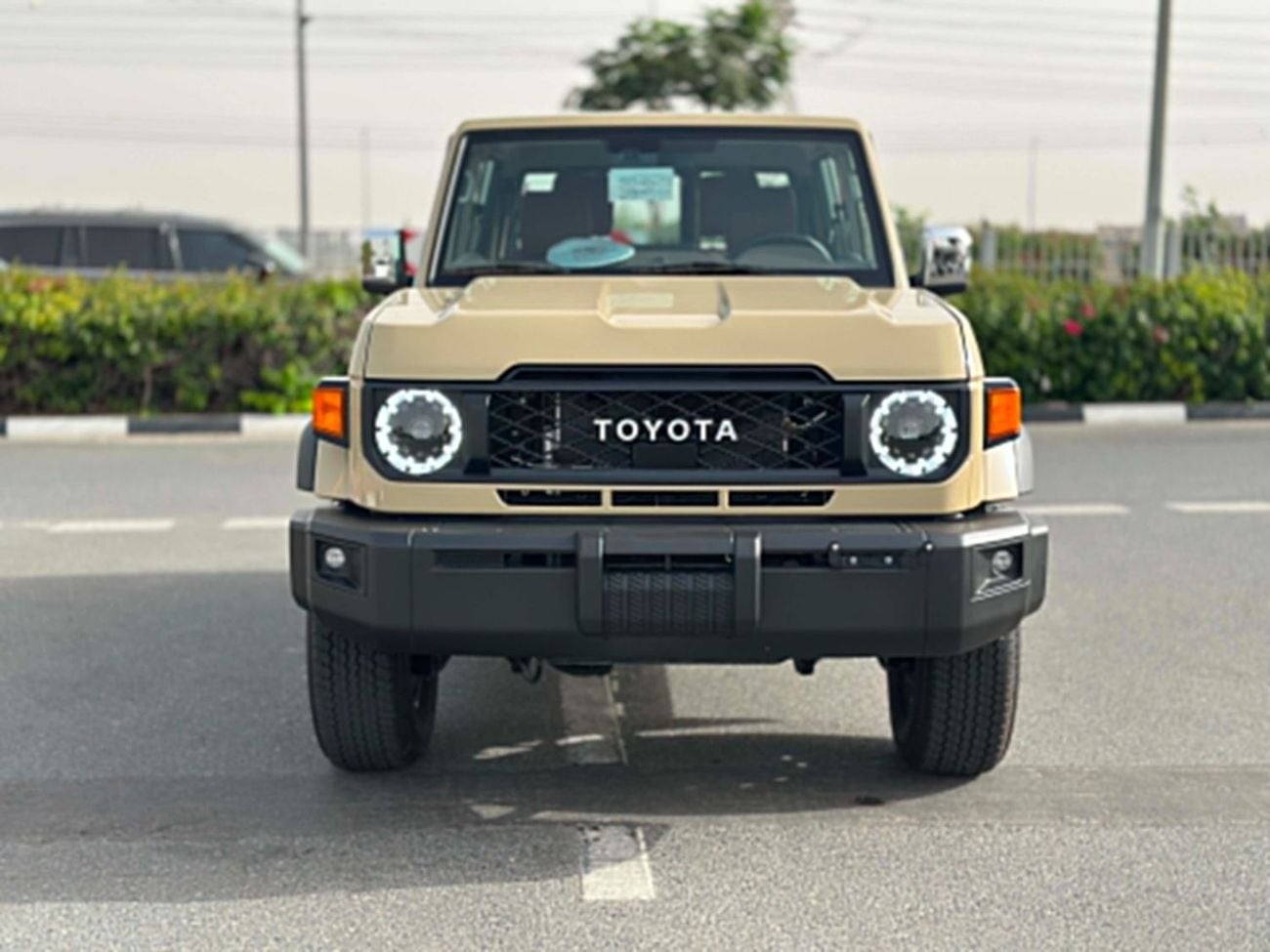 تويوتا لاند كروزر 70 LX LX