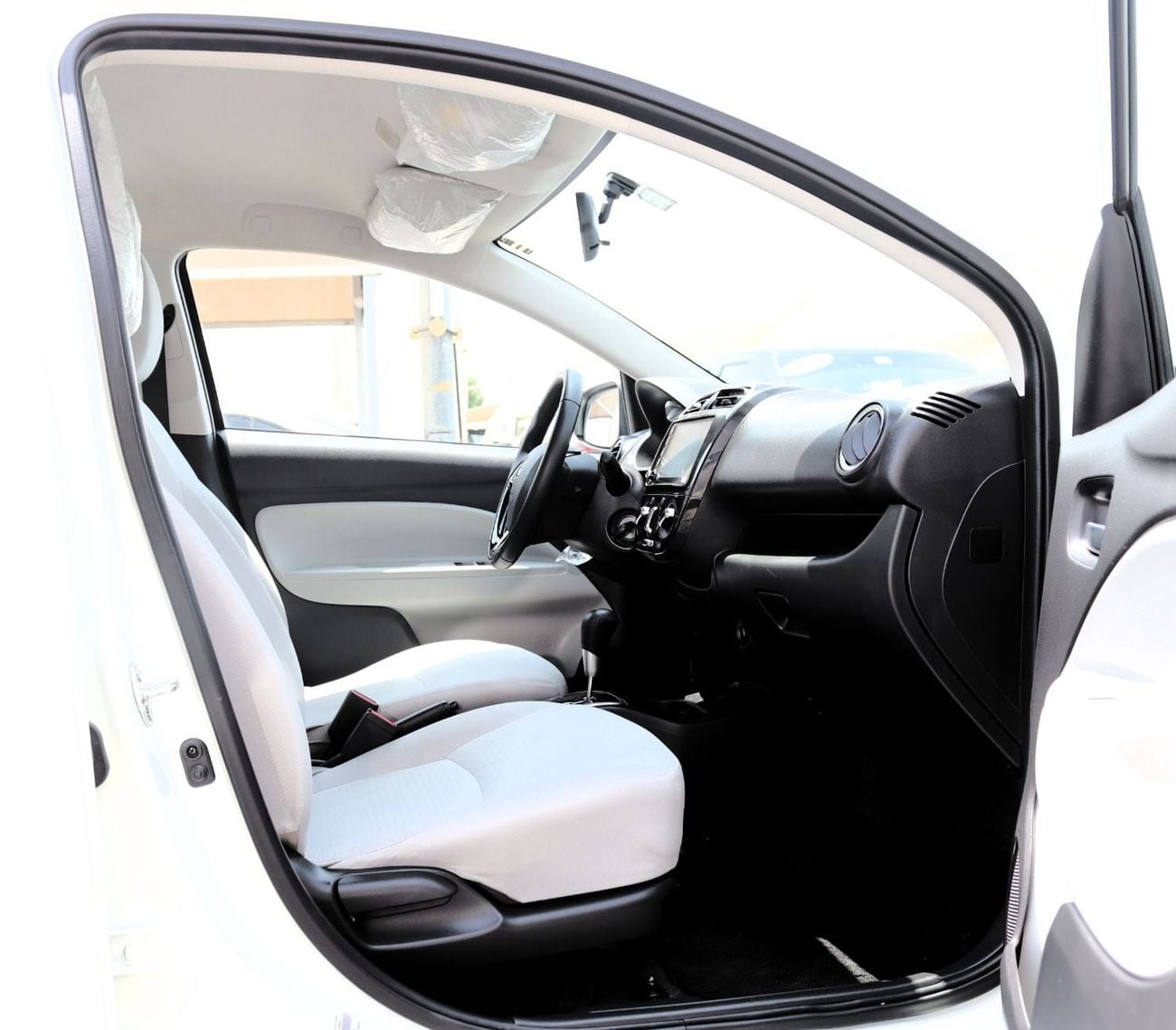 Mitsubishi Attrage GLX HIGHLINE ACCIDENTS FREE - GCC - PERFECT CONDITION INSIDE OUT