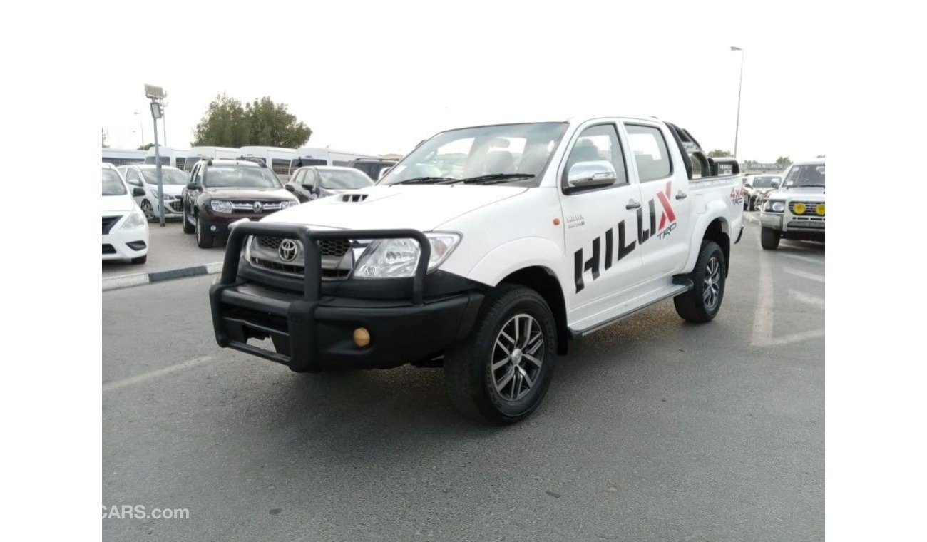 تويوتا هيلوكس TOYOTA HILUX PICK UP RIGHT HAND DRIVE (PM 875)