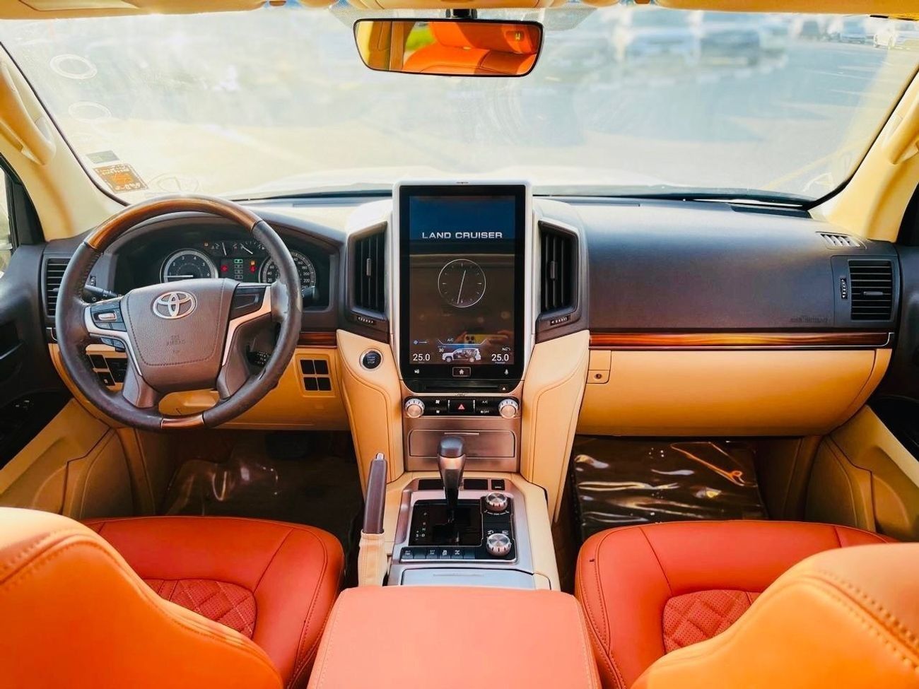 تويوتا لاند كروزر Toyota landcuriser GXR V8 2017 Full option