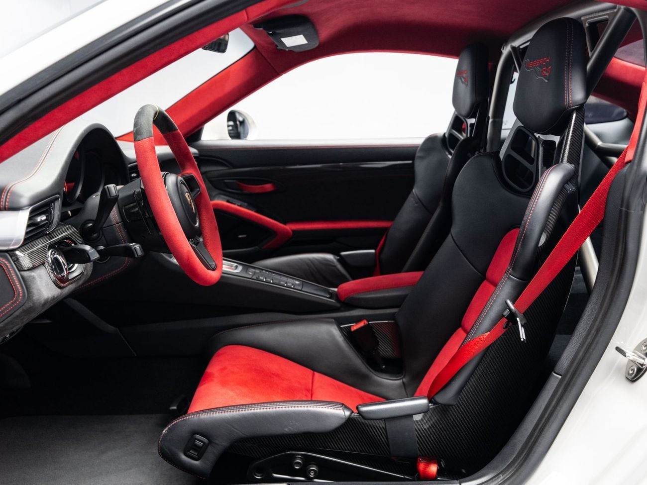 Porsche 911 GT2 RS 3.8L SUMMER STARTS NOW | EXCLUSIVE DEAL BY BLACKLINE, 2018 911 GT2 RS Weissach, May 2028 Pors