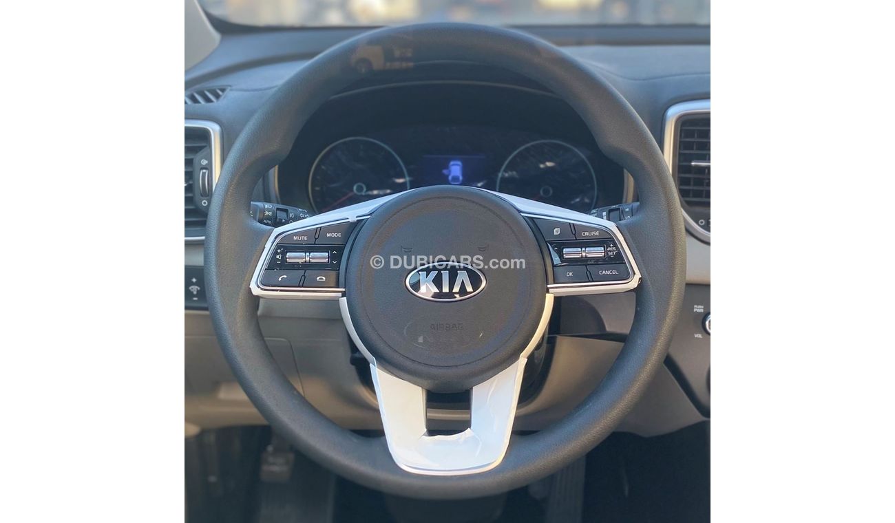 Kia Sportage (GCC 1.6 ) very good condition without accident original paint