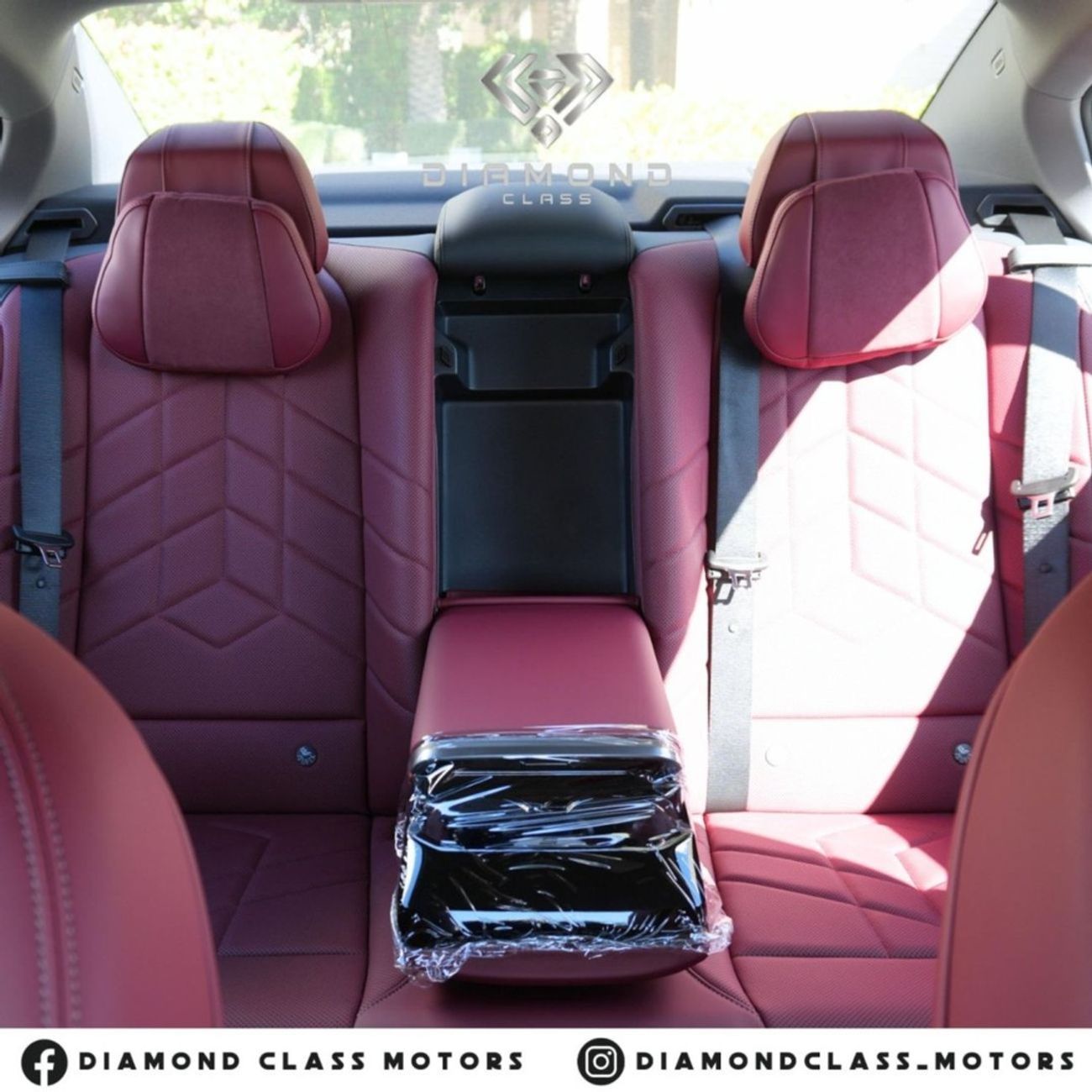 بي أم دبليو i5 BMW i5 eDrive 35L Panoramic M kit Brand New Zero Km for UAE Registration