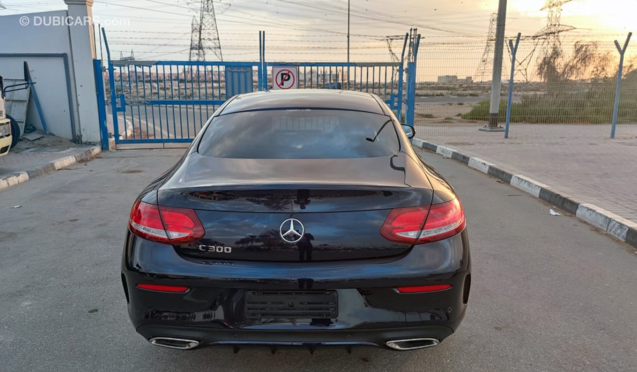 مرسيدس بنز C 300 Super