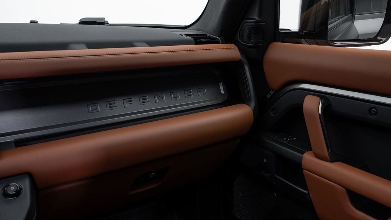 Land Rover Defender OCTA - 2025 - Euro Specs