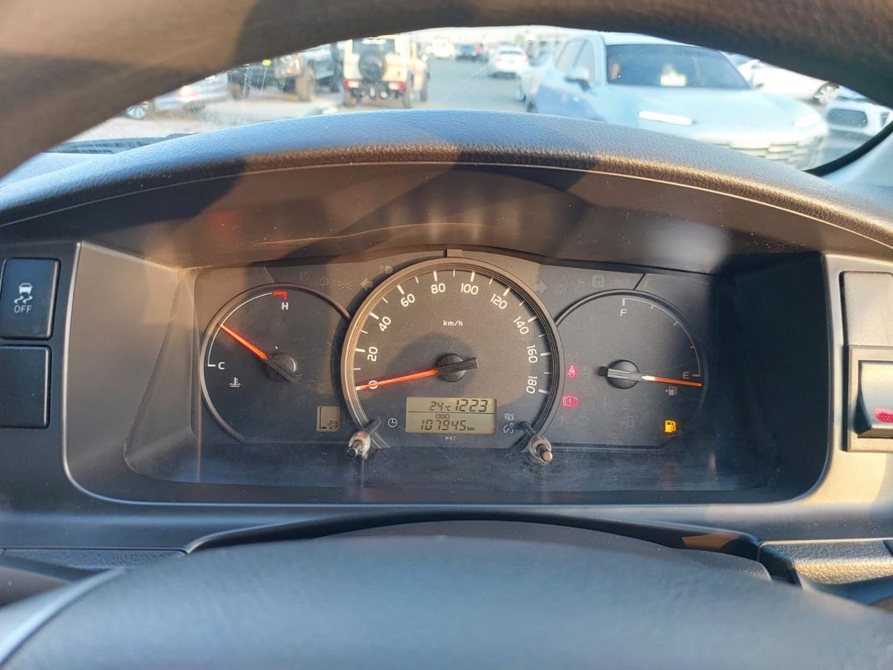 Toyota Hiace TOYOTA HIACE COMMUTER VAN RHD 2016 MODEL 3.0 L DIESEL MANUAL(PM18802)