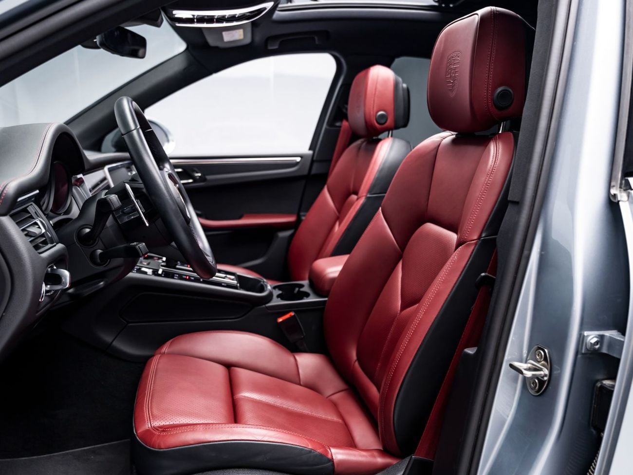 Porsche Macan STD SUMMER STARTS NOW | EXCLUSIVE DEAL BY BLACKLINE, 2023 Porsche Macan, Porsche Warranty, GCC