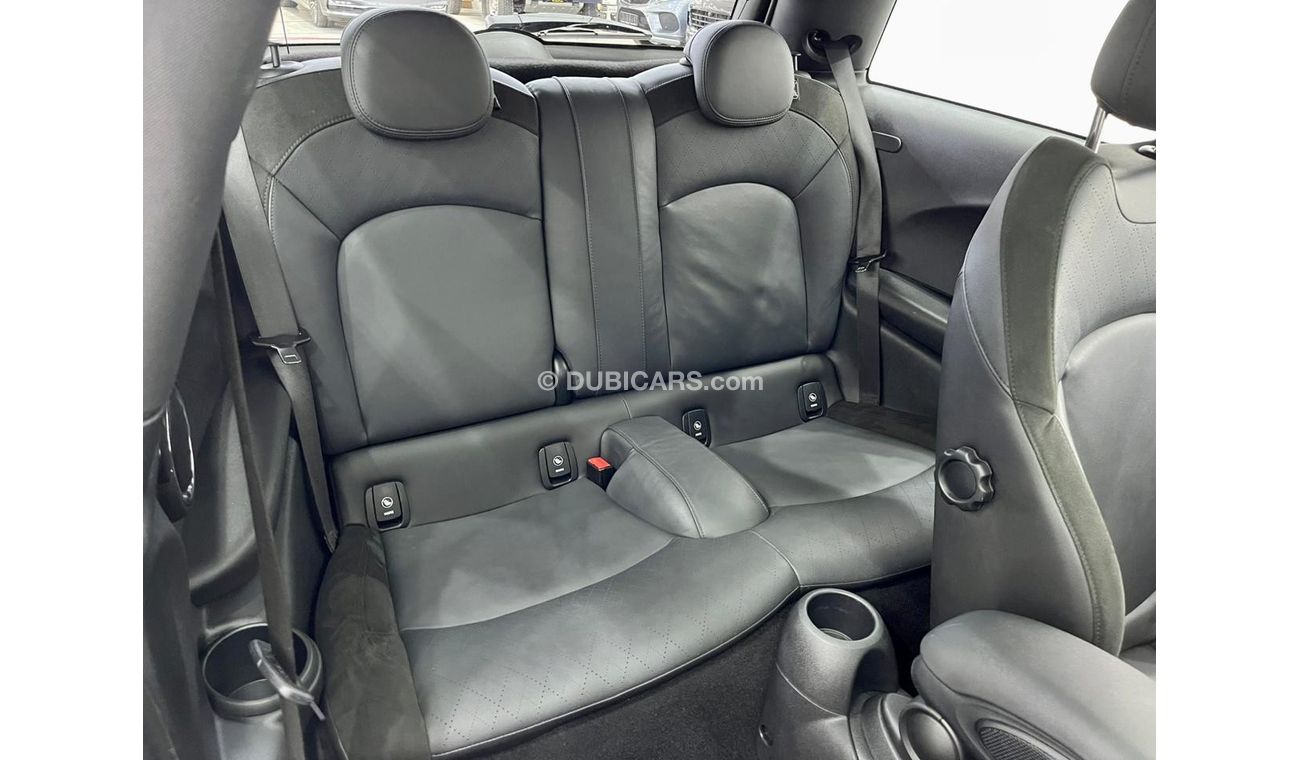 Mini Cooper S 2021 Mini Cooper S JCW Kit, May 2023 Mini Warranty + May 2024 Service Contract, FDSH, GCC