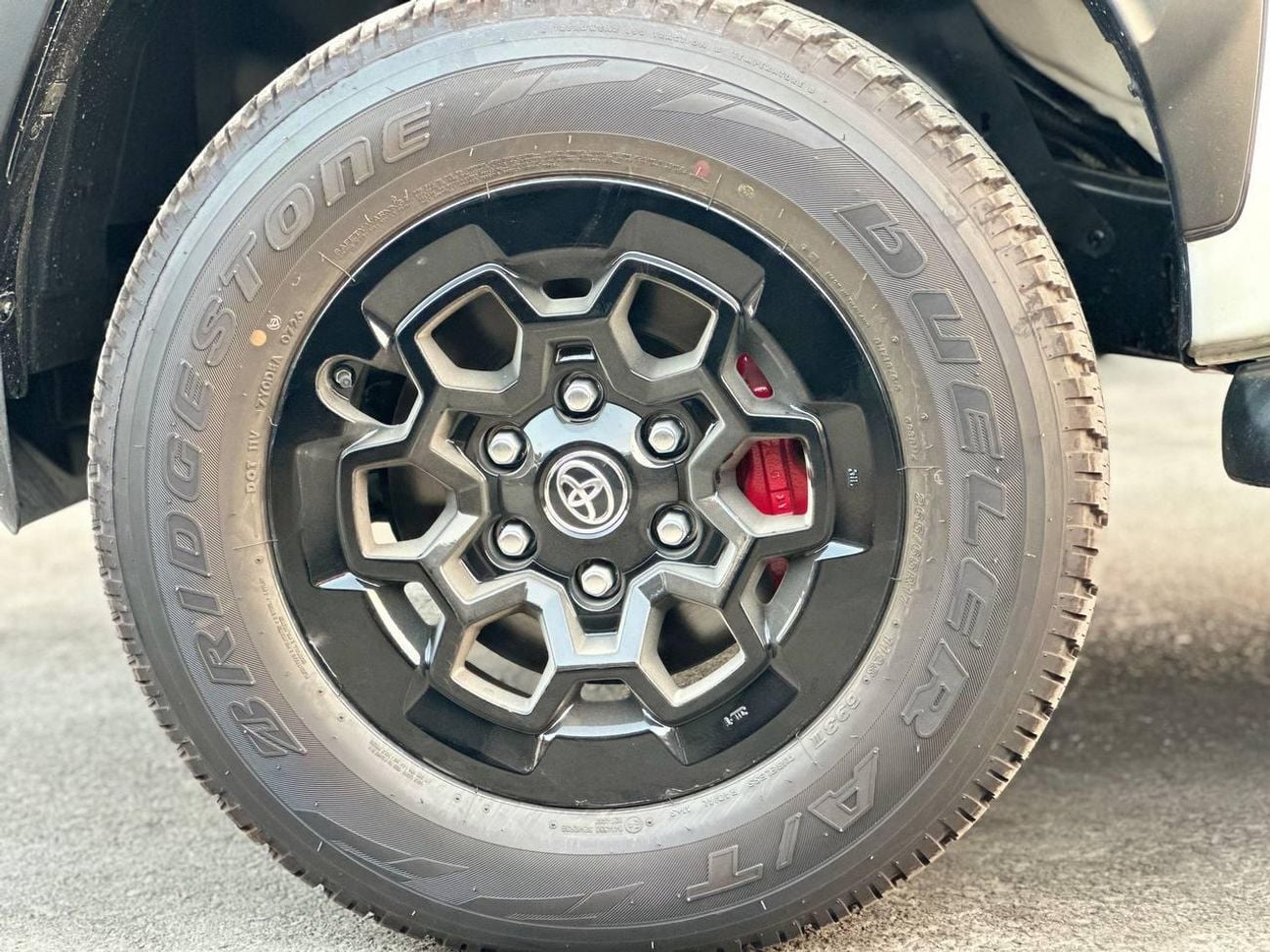 Toyota Hilux GR SPORT