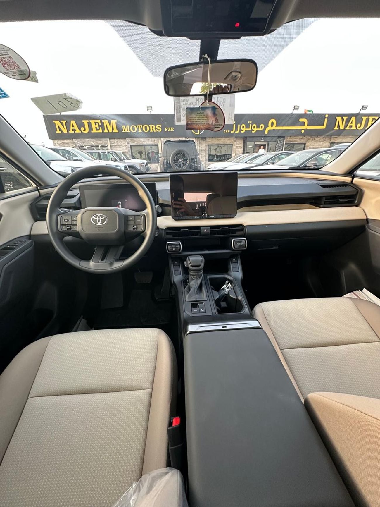 تويوتا راف ٤ 2.5L EX Hybrid