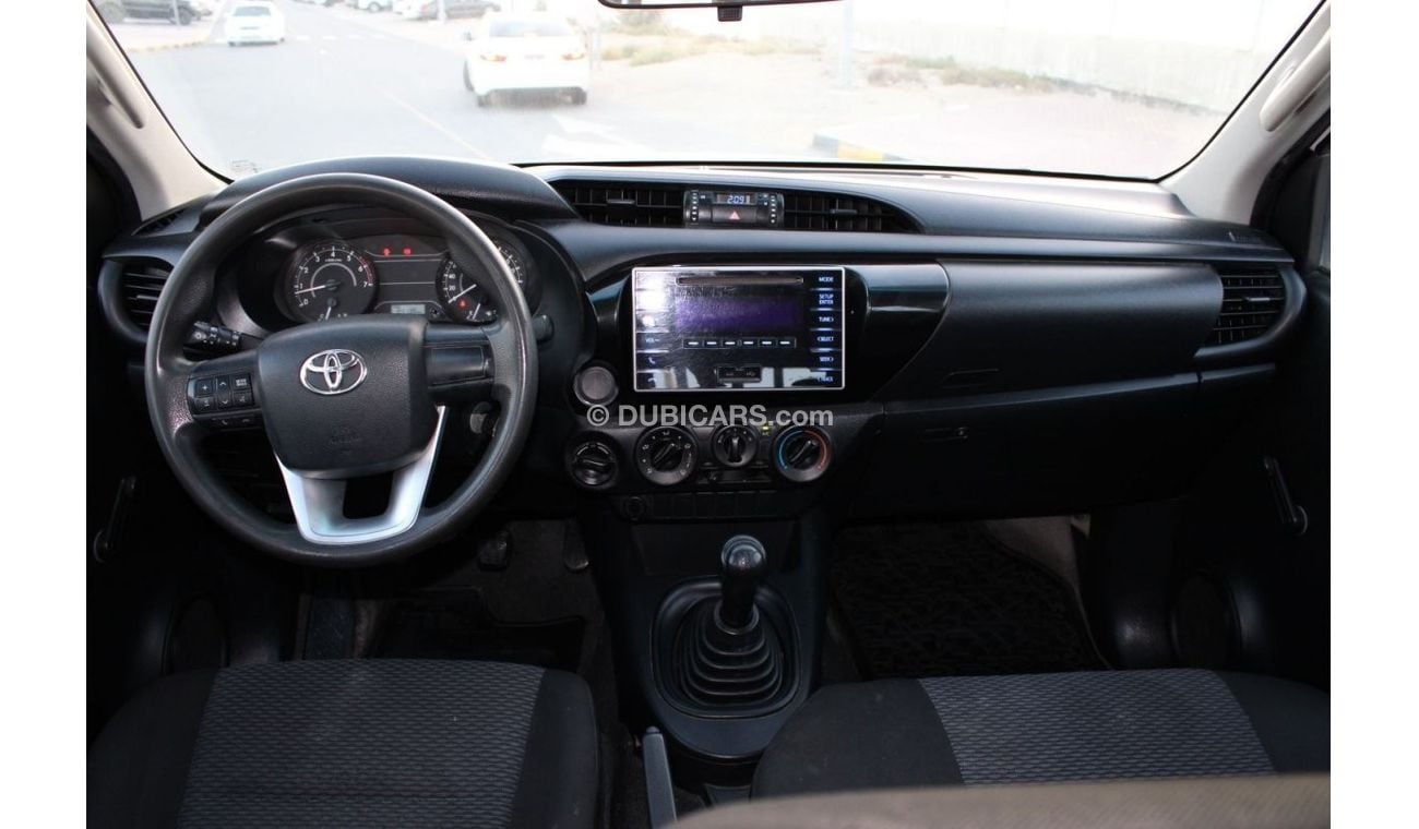 Toyota Hilux Toyota Hilux 2016 GCC in excellent condition, without accidents, very clean from inside and outside