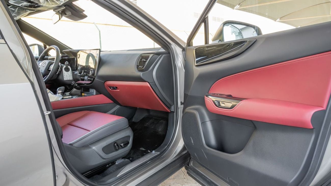 Lexus NX350h Hybrid 2.5L LEXUS NX350h 2.5L -2025YM